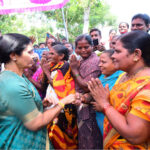 Imprisoned persons – ఇకపై ఓటు వేయడానికి అర్హులు కాదని నిబంధనలలో స్పష్టంగా పేర్కొనబడింది.