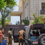 Hyderabad –  హాలోగ్రామ్‌తో ఉన్న కార్డులు ఎన్నికల సంఘం అందిస్తోంది.