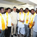 జగన్‌ మోసం చేశారు.. జనసేనలో చేరుతున్నా: చిత్తూరు ఎమ్మెల్యే