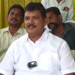 కబ్జాదారులకు నేతలు అండగా ఉండటం దురదృష్టకరం: వెంకయ్యనాయుడు